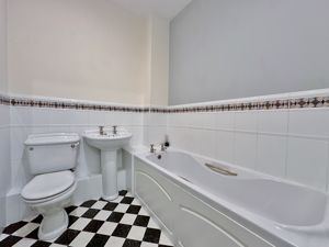 Photo 11- click for photo gallery